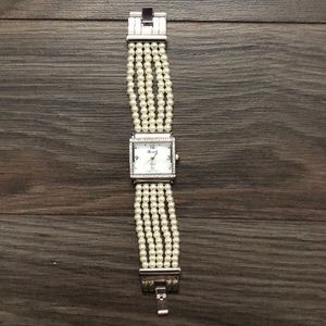 Silver/pearl watch, from Vivah